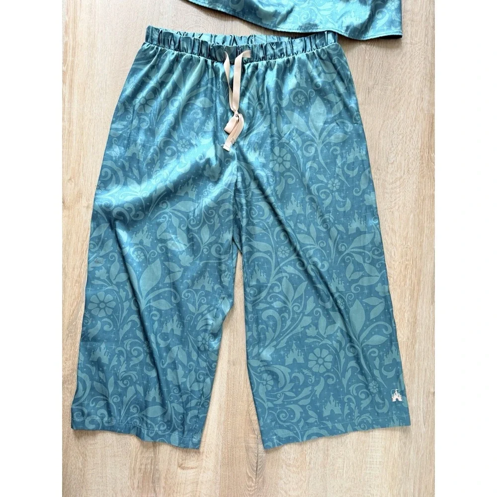 Disney Fantasyland Castle Sleep Satin Pajama 2-piece Set Women's Sz Medium Silky - Picture 3 of 11